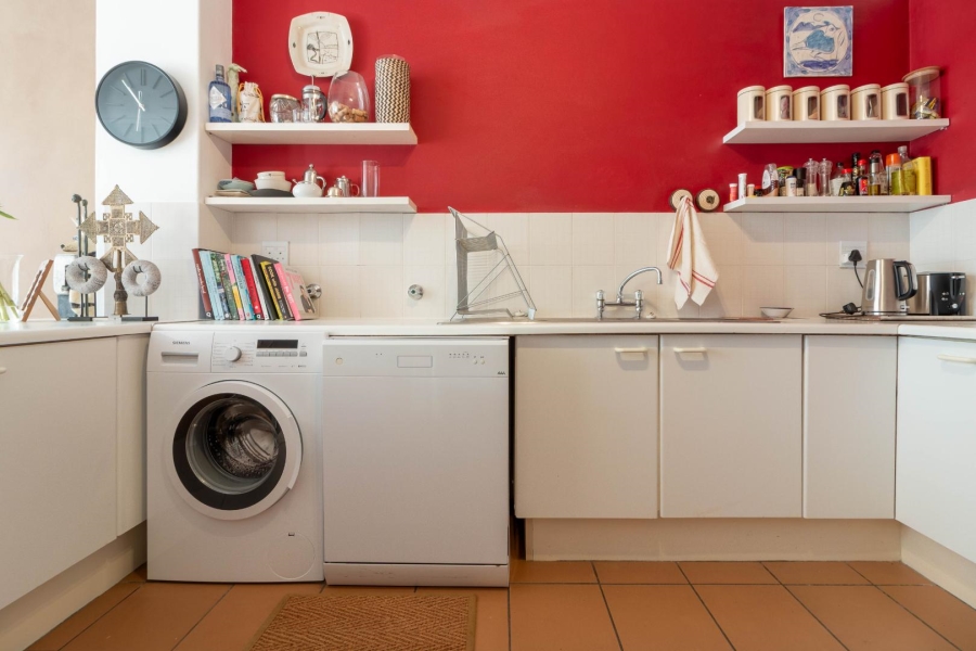 To Let 2 Bedroom Property for Rent in Devils Peak Western Cape